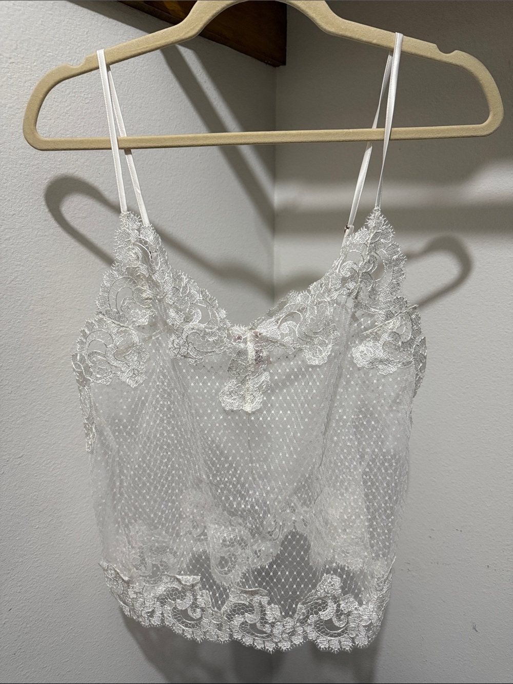 Victoria's Secret White Lace & Mesh Cami
